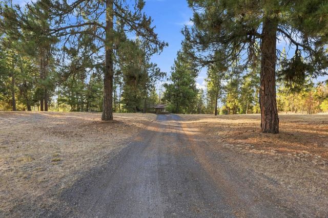 21808 W Bannock Ave, Medical Lake, WA 99022