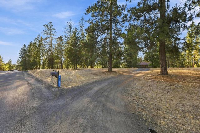 21808 W Bannock Ave, Medical Lake, WA 99022