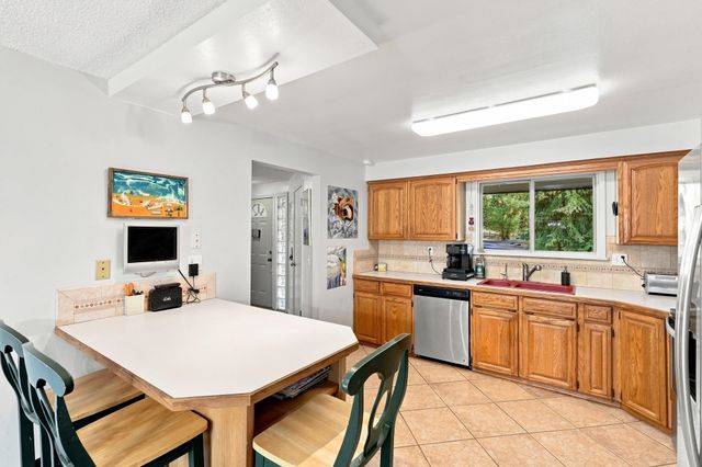 21808 W Bannock Ave, Medical Lake, WA 99022