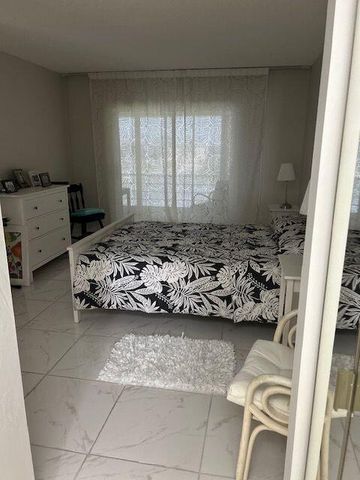 2728 N Garden Drive 313, Lake Worth, FL 33461