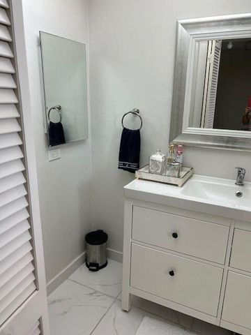 2728 N Garden Drive 313, Lake Worth, FL 33461