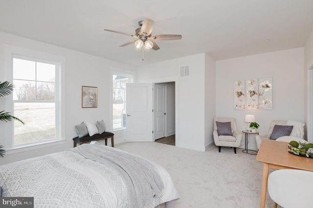 1605A OAKLAND RD, Freeland, MD 21053