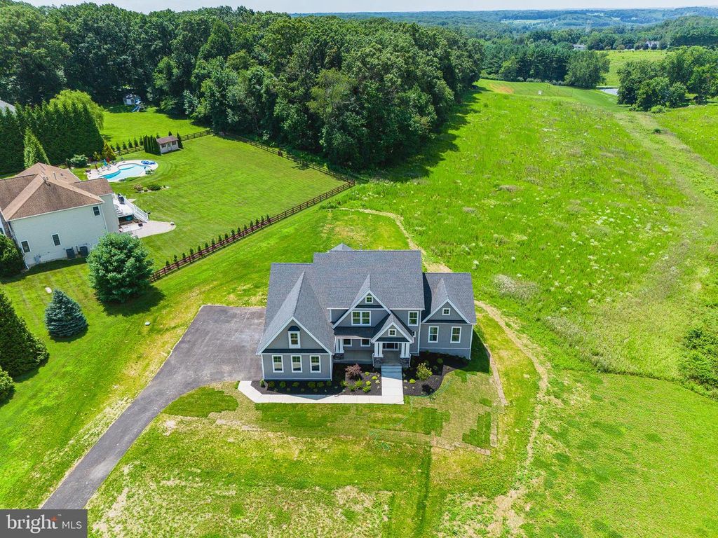 Image 1 of property listing at 1605A OAKLAND RD, Freeland, MD 21053