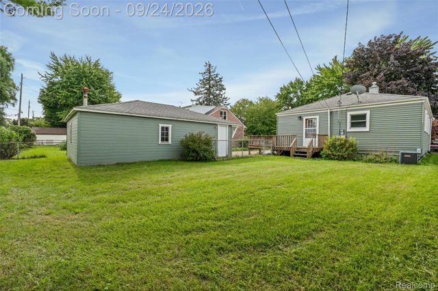 40 Dorothea Street, Mt. Clemens, MI 48043