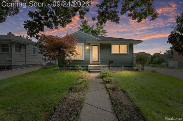 40 Dorothea Street, Mt. Clemens, MI 48043