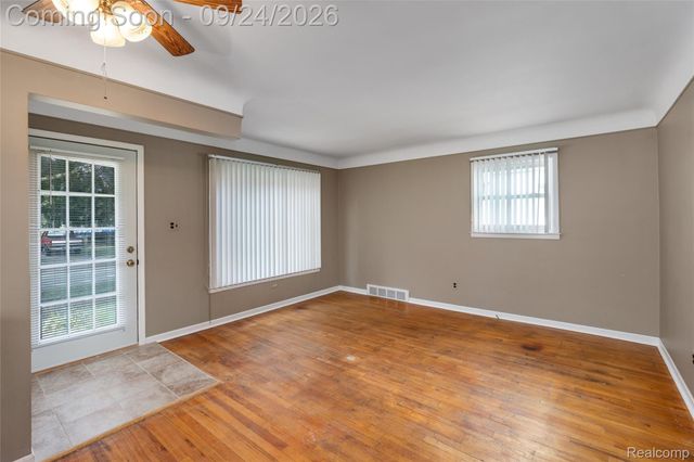 40 Dorothea Street, Mt. Clemens, MI 48043