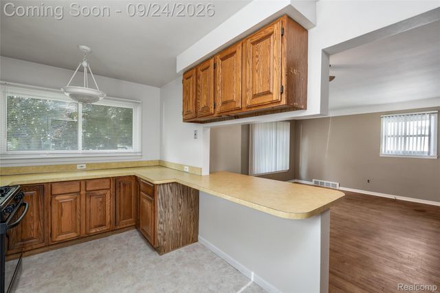 40 Dorothea Street, Mt. Clemens, MI 48043