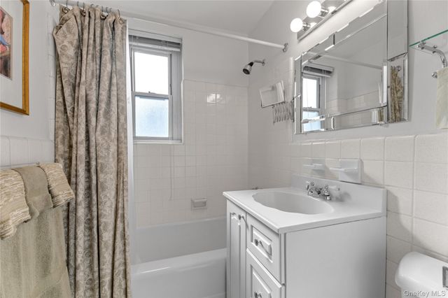 18-65 211 Street 1F, Bayside, NY 11360