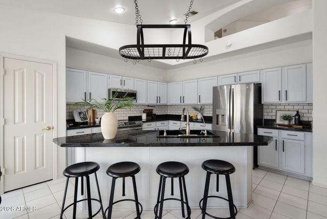 12315 N 53RD Drive, Glendale, AZ 85304
