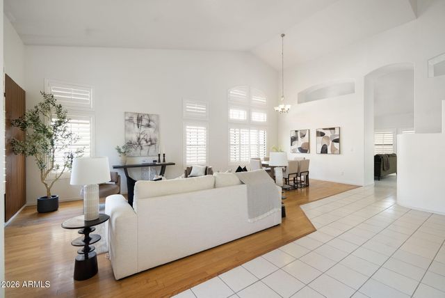 12315 N 53RD Drive, Glendale, AZ 85304