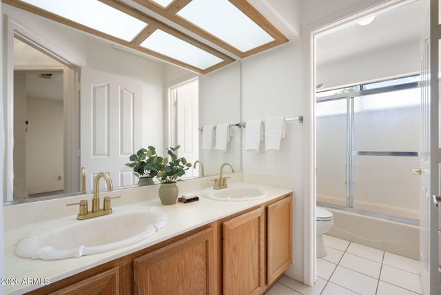 12315 N 53RD Drive, Glendale, AZ 85304