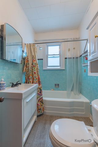 4338 S Mozart Street, Chicago, IL 60632