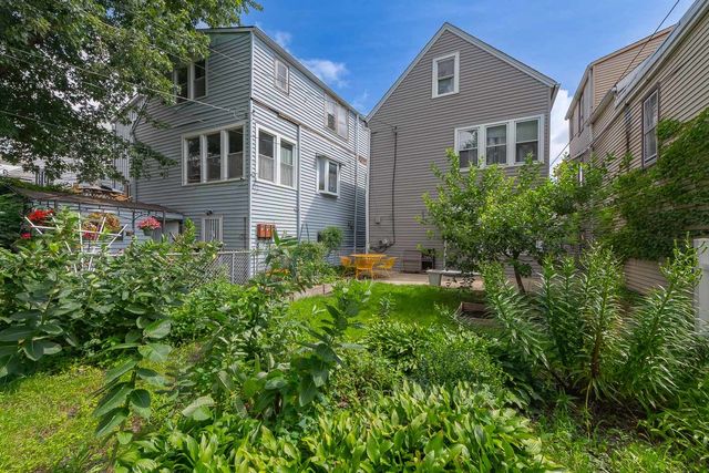 4338 S Mozart Street, Chicago, IL 60632