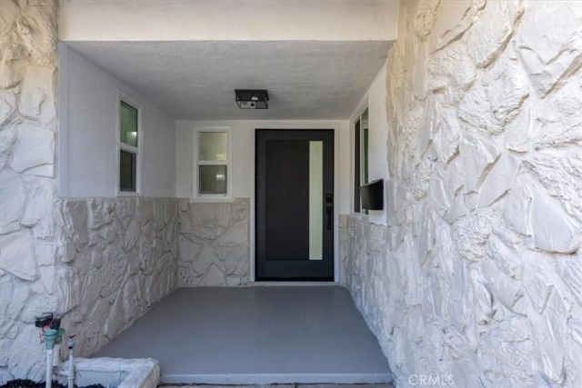 26002 Adamor Road, Calabasas, CA 91302