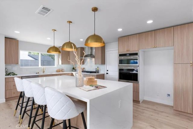 26002 Adamor Road, Calabasas, CA 91302