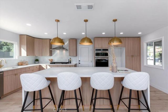 26002 Adamor Road, Calabasas, CA 91302