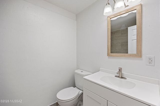 3675 E Shepherd Place, Tucson, AZ 85713