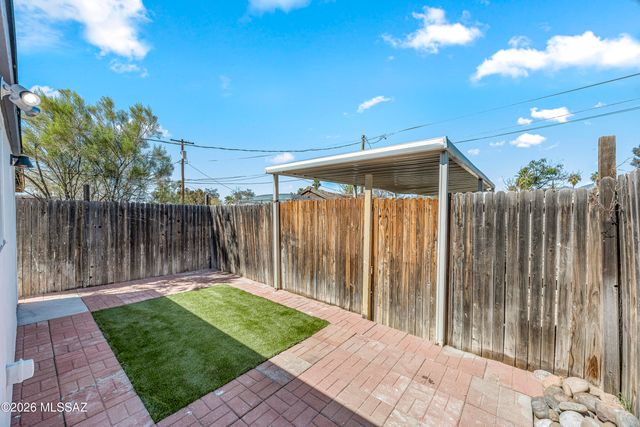 3675 E Shepherd Place, Tucson, AZ 85713