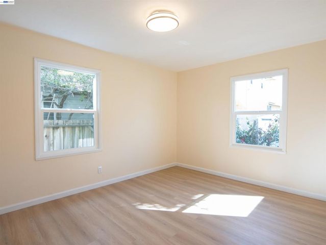 2515 Lowell, Richmond, CA 94804