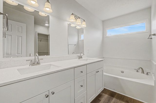 2422 English Hill Dr, Murfreesboro, TN 37129