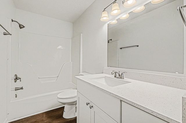 2422 English Hill Dr, Murfreesboro, TN 37129