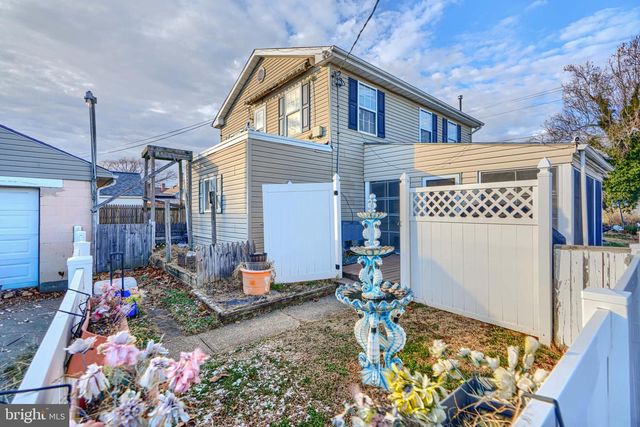 8129 DUNDALK AVE, Baltimore, MD 21222