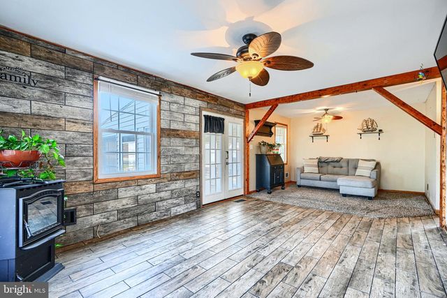 8129 DUNDALK AVE, Baltimore, MD 21222