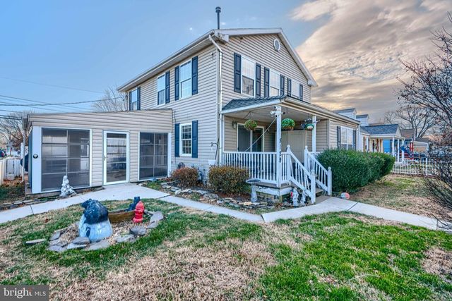 8129 DUNDALK AVE, Baltimore, MD 21222