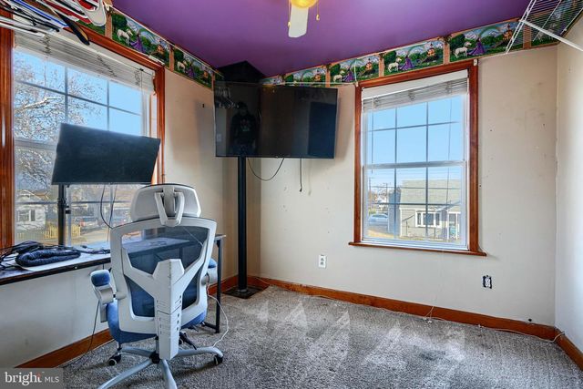 8129 DUNDALK AVE, Baltimore, MD 21222