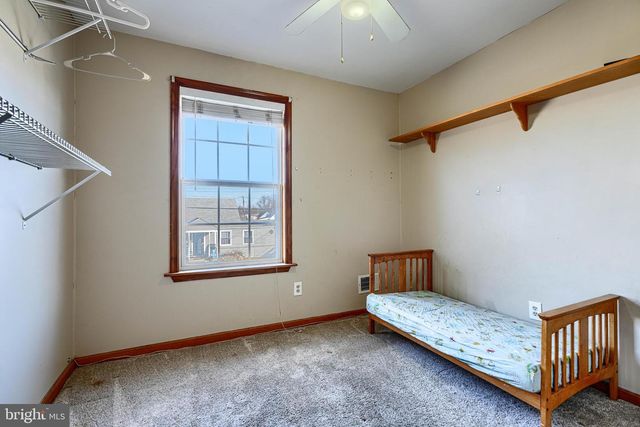 8129 DUNDALK AVE, Baltimore, MD 21222