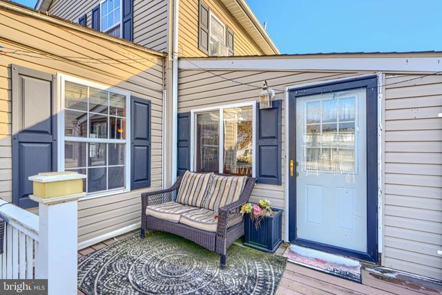 8129 DUNDALK AVE, Baltimore, MD 21222