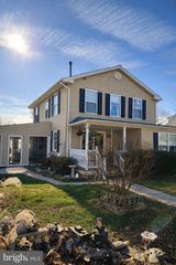 8129 DUNDALK AVE, Baltimore, MD 21222