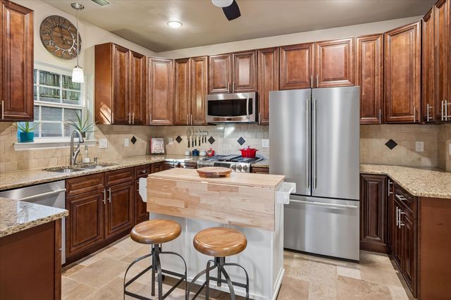 1502 Bennington Court, Grapevine, TX 76051
