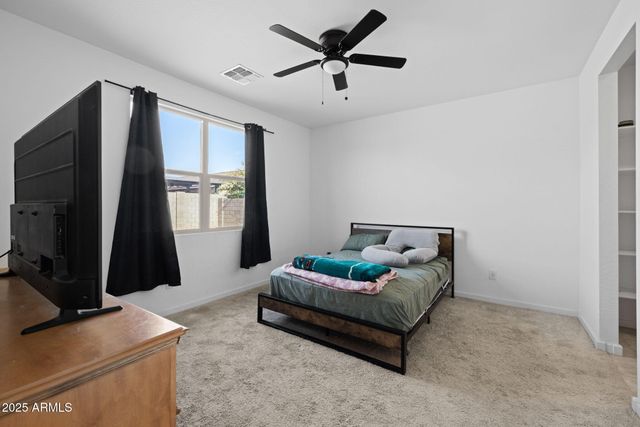 36987 N SIDEWINDER Drive, San Tan Valley, AZ 85140