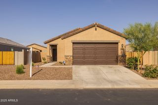 36987 N SIDEWINDER Drive, San Tan Valley, AZ 85140