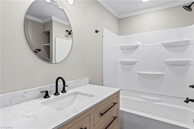 4075 E NC Highway 268, Pilot Mountain, NC 27041