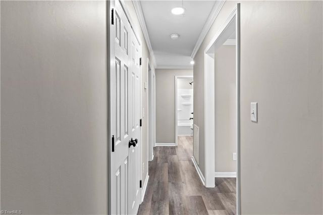 4075 E NC Highway 268, Pilot Mountain, NC 27041