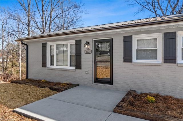 4075 E NC Highway 268, Pilot Mountain, NC 27041