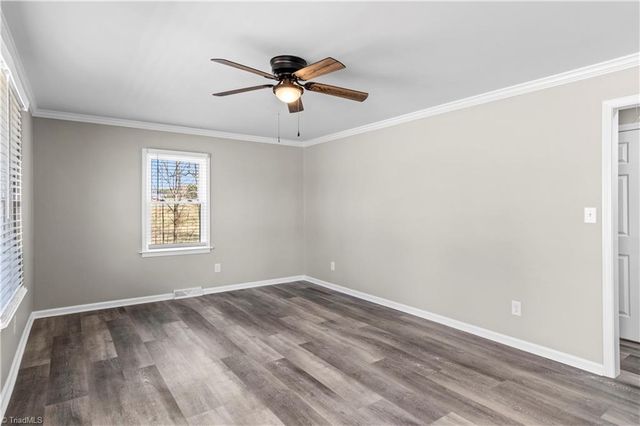 4075 E NC Highway 268, Pilot Mountain, NC 27041