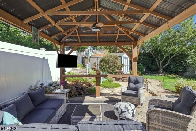 537 Wills Rd, Roxbury Twp., NJ 07850