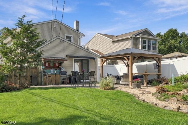 537 Wills Rd, Roxbury Twp., NJ 07850