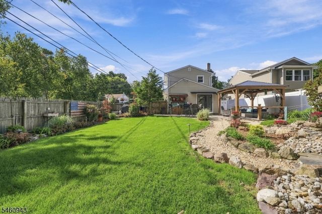 537 Wills Rd, Roxbury Twp., NJ 07850