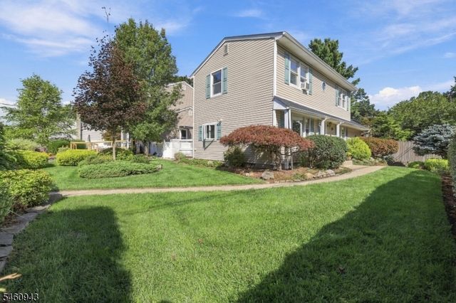537 Wills Rd, Roxbury Twp., NJ 07850