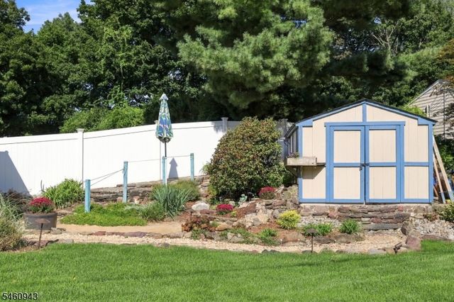 537 Wills Rd, Roxbury Twp., NJ 07850