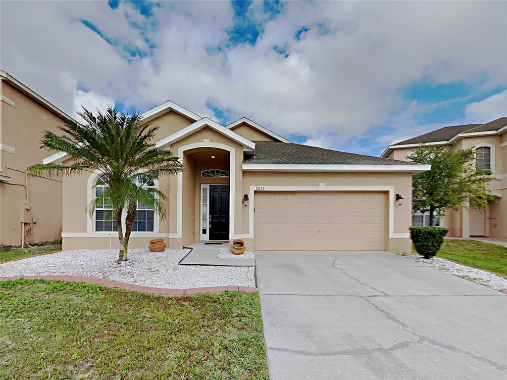 Image 1 of property listing at 2053 CEDAR GARDEN DRIVE, Orlando, FL 32824