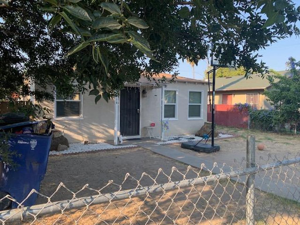 3614 E Washington Avenue, Fresno, CA 93702