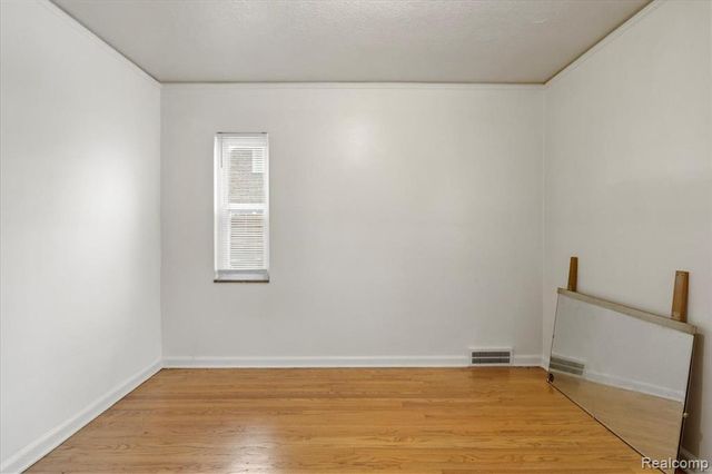 15709 Collingham Drive, Detroit, MI 48205