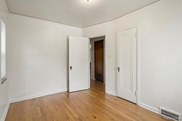 15709 Collingham Drive, Detroit, MI 48205