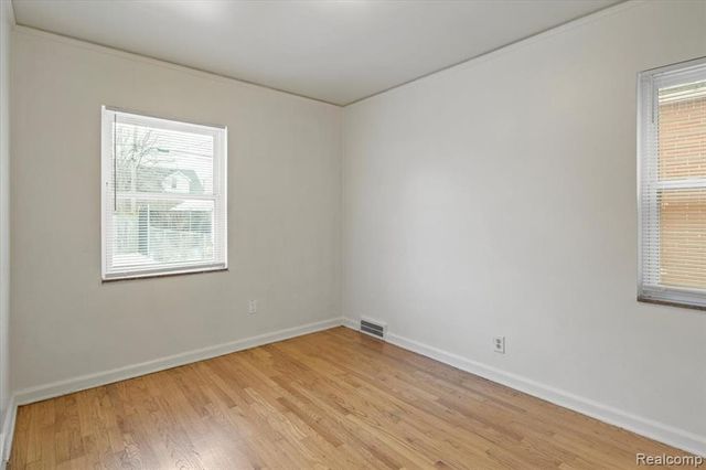 15709 Collingham Drive, Detroit, MI 48205