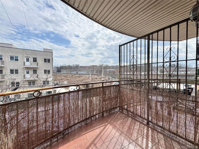 85-05A 57th Avenue 3F, Elmhurst, NY 11373
